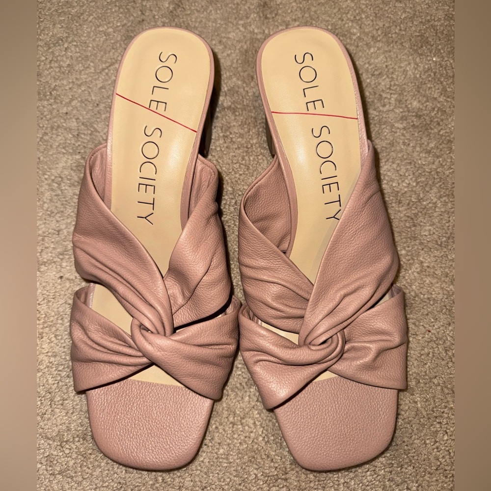 Sole Society Women's Mauve Knotted Mules